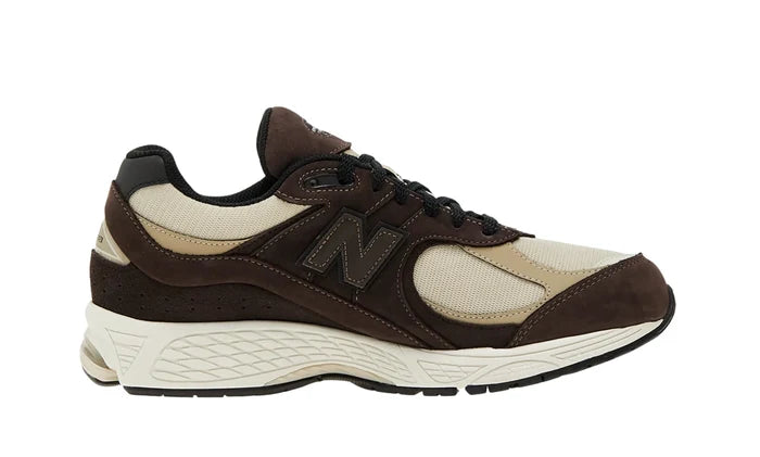 New Balance 2002R Gore-Tex Black Coffee NEW BALANCE 2002R