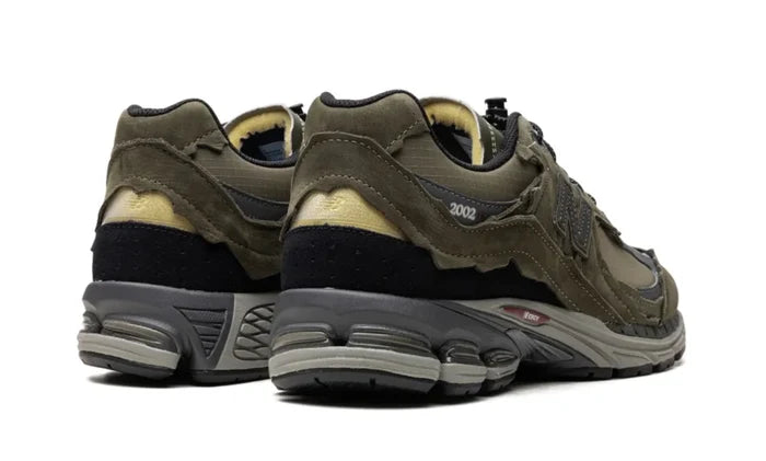 New Balance 2002R Protection Pack Dark Moss NEW BALANCE 2002R