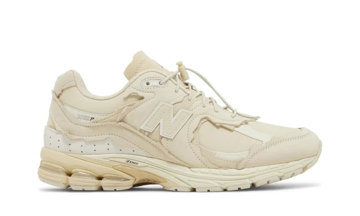New Balance 2002R Protection Pack Sandstone NEW BALANCE 2002R
