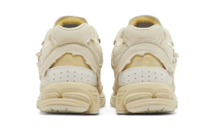 New Balance 2002R Protection Pack Sandstone NEW BALANCE 2002R