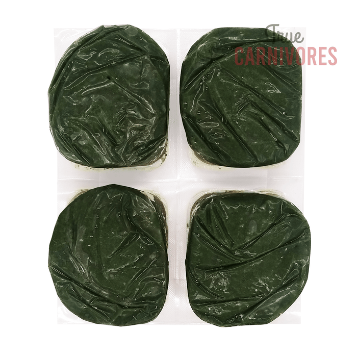 3P Basic Instinct Super Greens Blend: Four frozen, round-cornered green food pucks in a clear blister-pack, ideal for enhancing pet meals with veggie-rich nutrition.