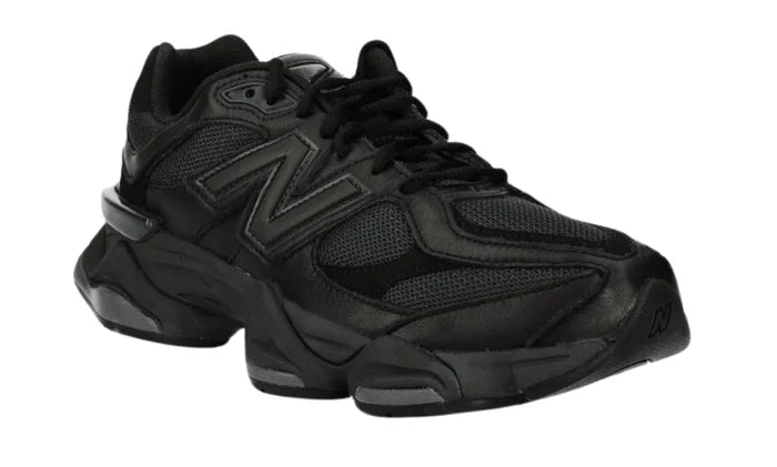 New Balance 9060 Triple Black Leather NEW BALANCE 9060