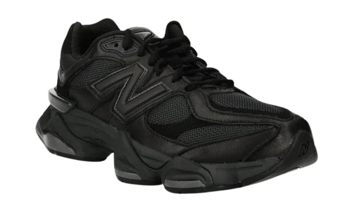 New Balance 9060 Triple Black Leather NEW BALANCE 9060