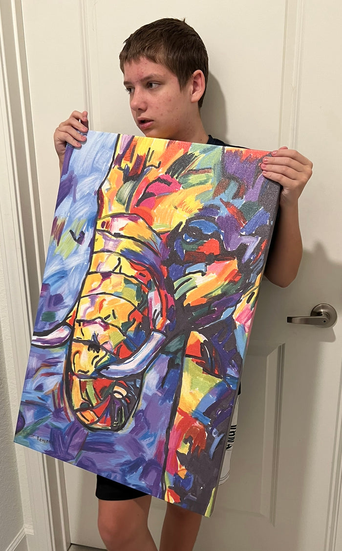 Amazing Elephant   - fine prints and canvas prints in more sizes - Vichy's Art