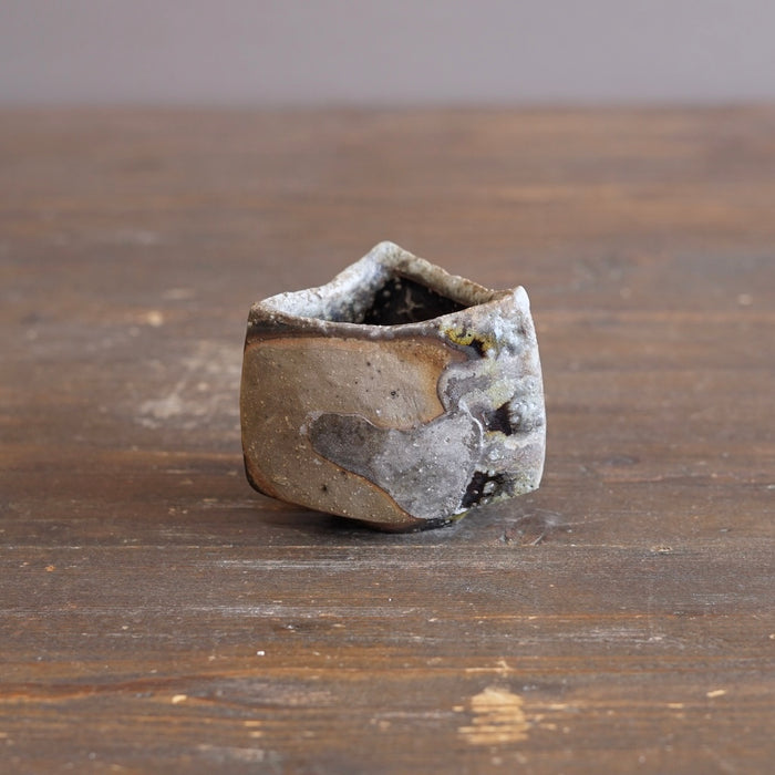 Ceramic Sculpture / GUINOMI Sake Cup #TR297