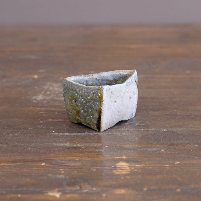 Ceramic Sculpture / GUINOMI Sake Cup #TR300