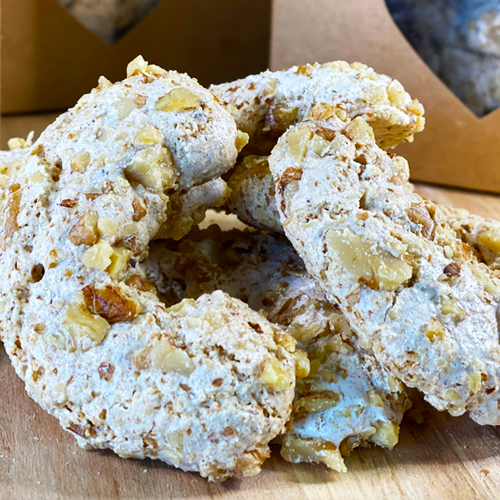 MezeHub HOMEMADE Orašnica (Orash:nitsa) Walnut Egg White Cookies / Box 4 Cookies (120g) - MezeHub
