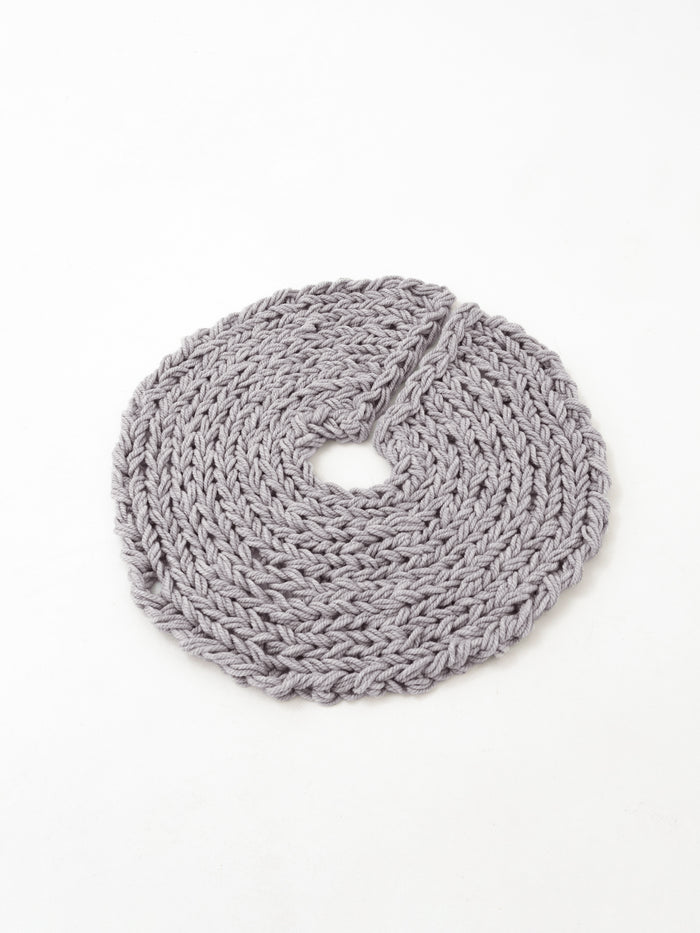 Pale Mauve Chunky-Knitted Christmas Tree Skirt | US Stock