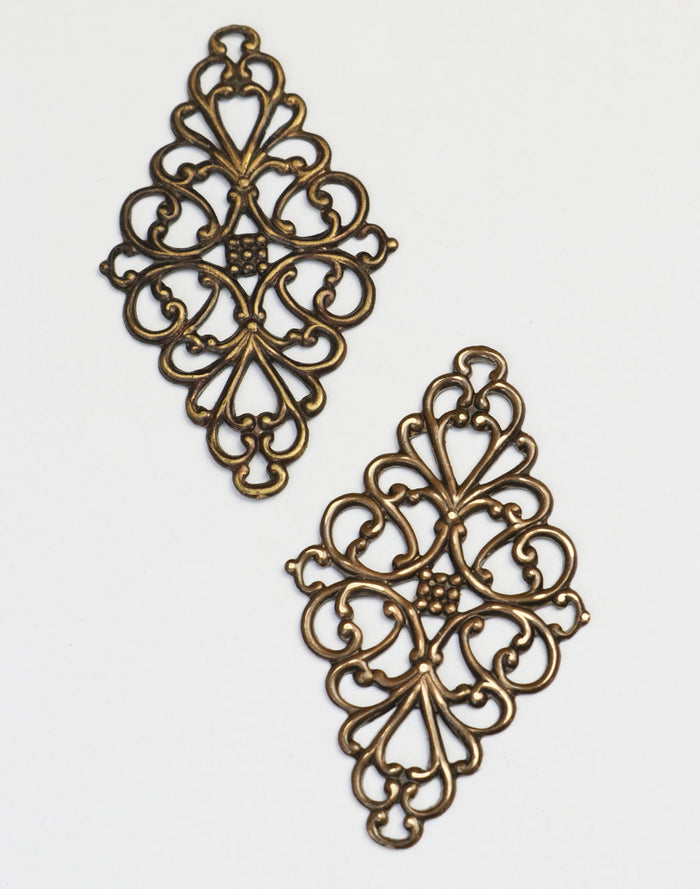 F442 Filigree Diamond Embellishments