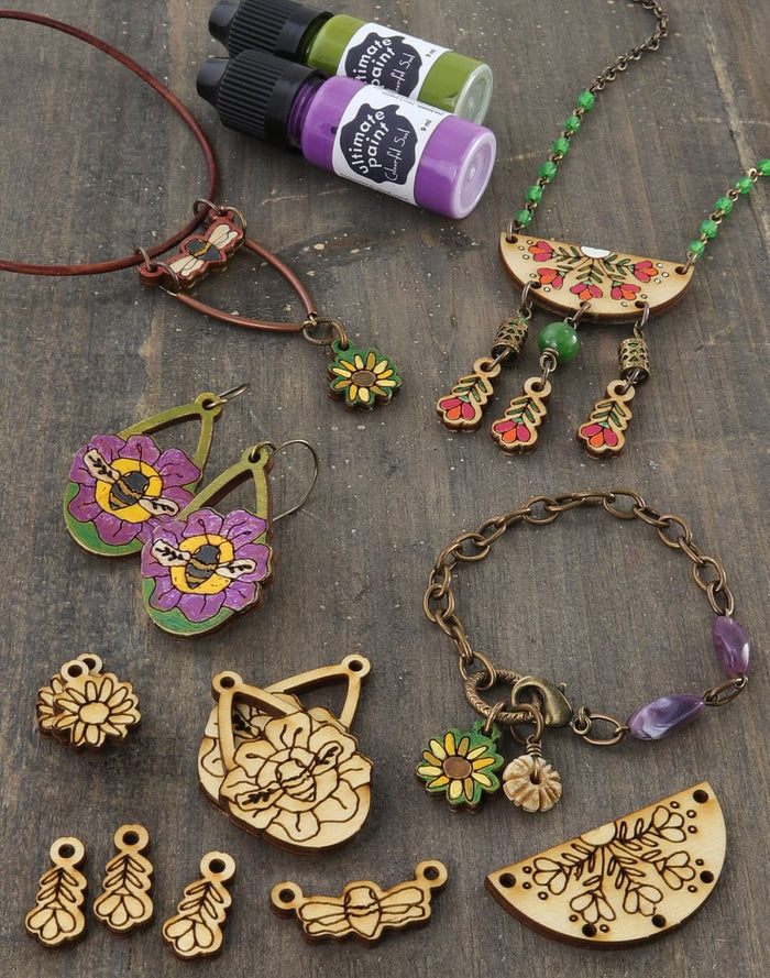 Wooden jewelry with patina finish