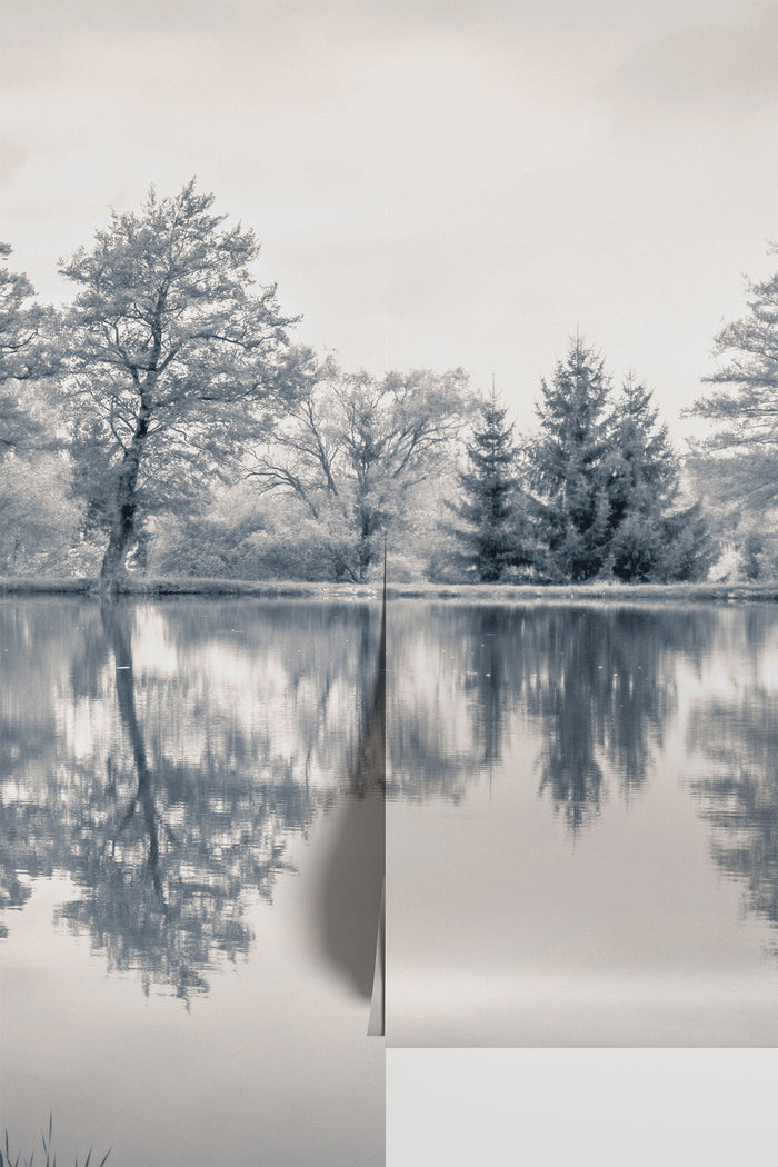 Serene Lakeside Haven