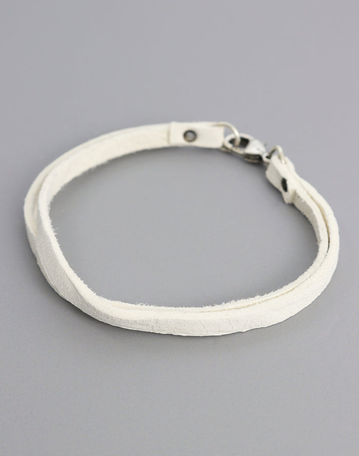EA135 White Leather Bracelet
